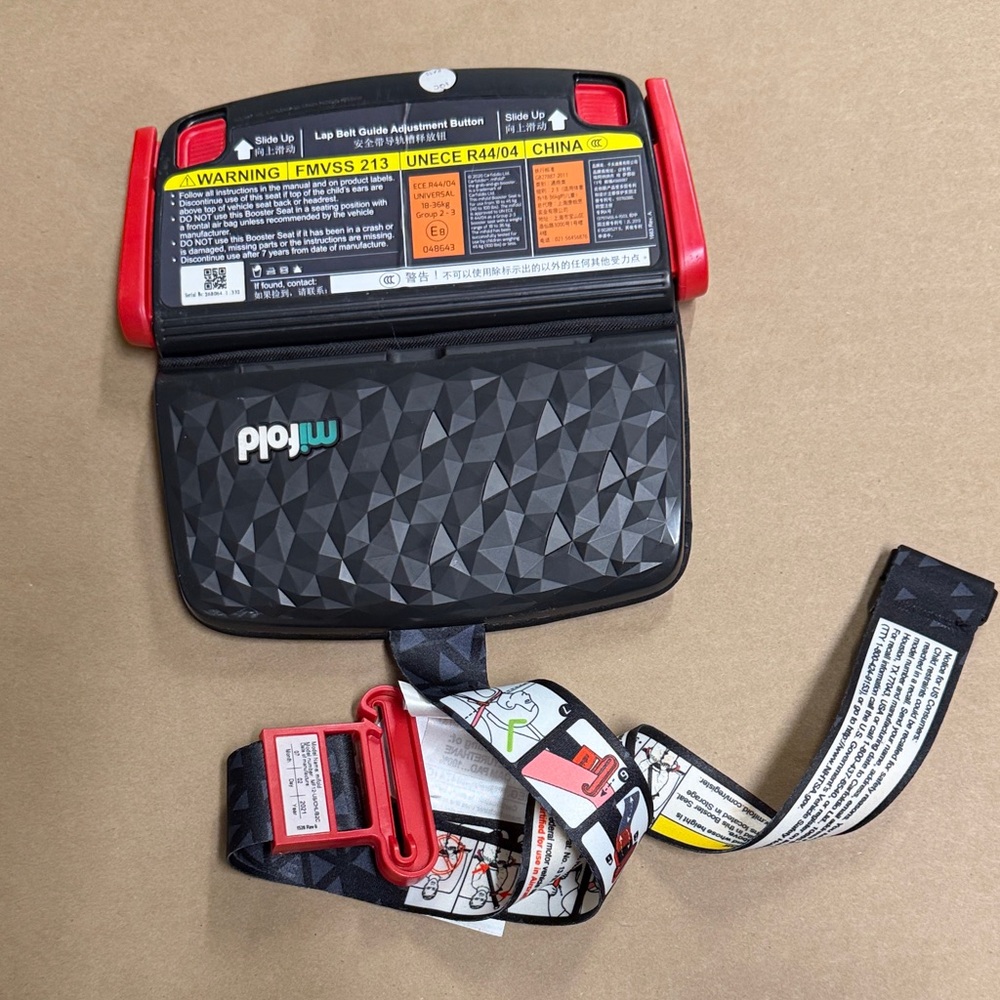 Mifold Booster Seat with Red and Black Design